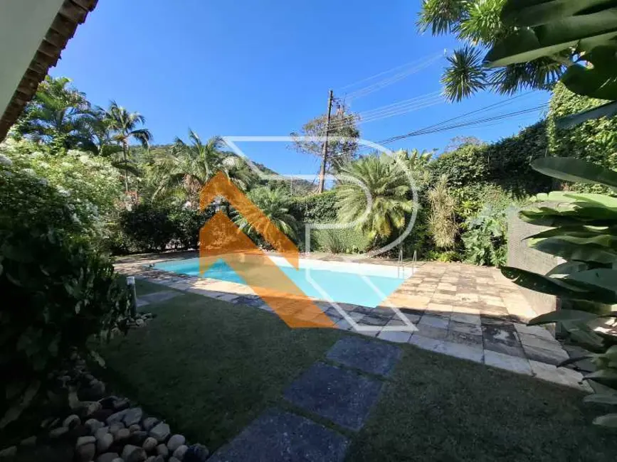 Foto 2 de Casa de Condomínio com 4 quartos à venda, 364m2 em Niteroi - RJ