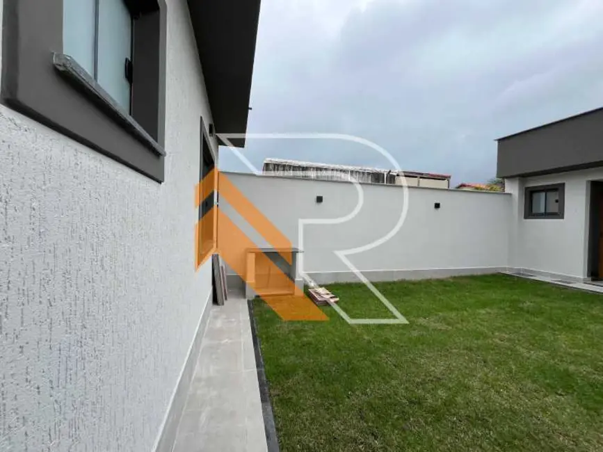 Foto 6 de Casa com 3 quartos à venda, 117m2 em Marica - RJ