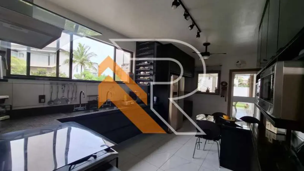 Foto 9 de Casa com 4 quartos à venda, 484m2 em Niteroi - RJ