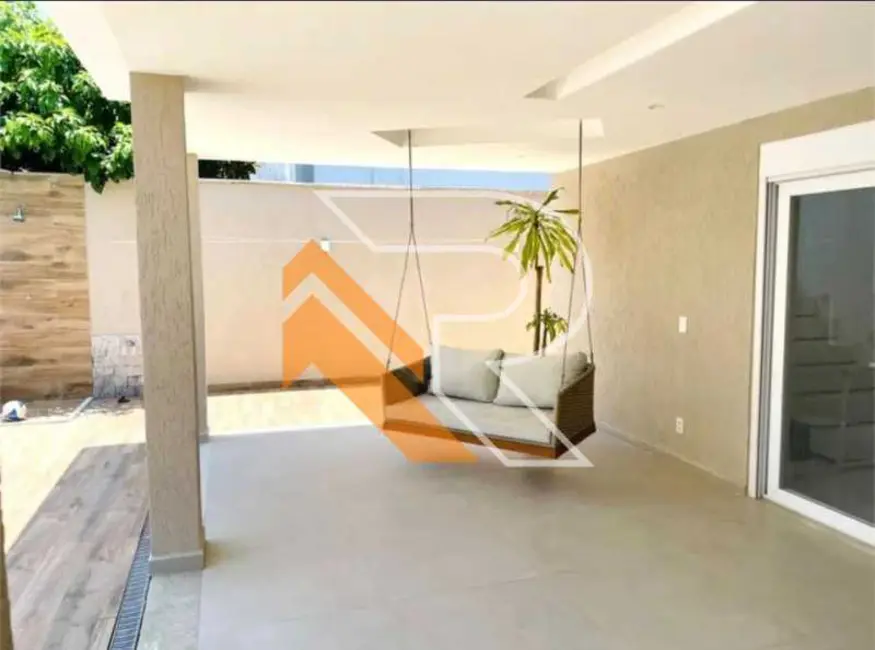 Casa com 5 quartos à venda, 450m2 em Niteroi - RJ - imagem 4 Foto 4 de Casa com 5 quartos à venda, 450m2 em Niteroi - RJ