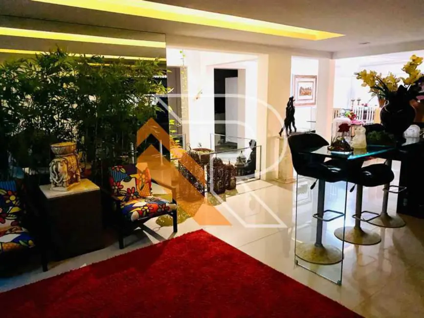 Foto 4 de Casa com 6 quartos à venda, 602m2 em Niteroi - RJ