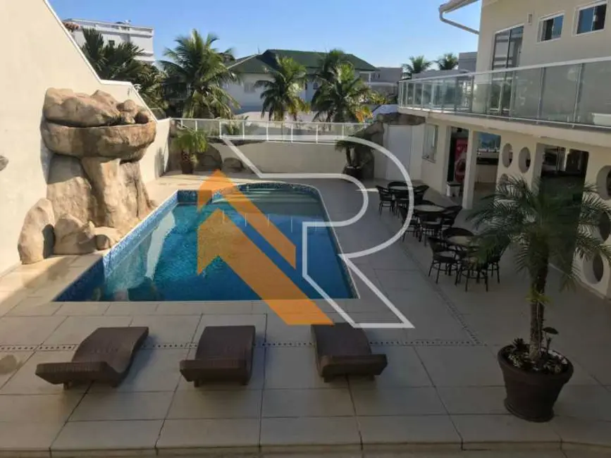 Foto 2 de Casa com 6 quartos à venda, 602m2 em Niteroi - RJ