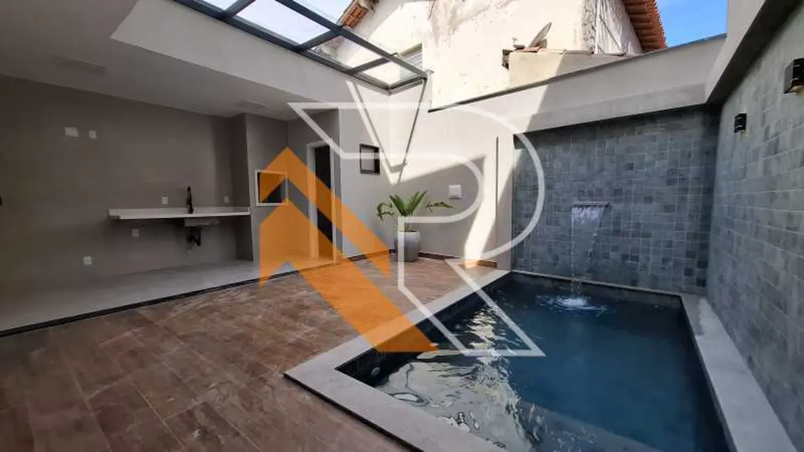 Foto 2 de Casa com 3 quartos à venda, 190m2 em Niteroi - RJ