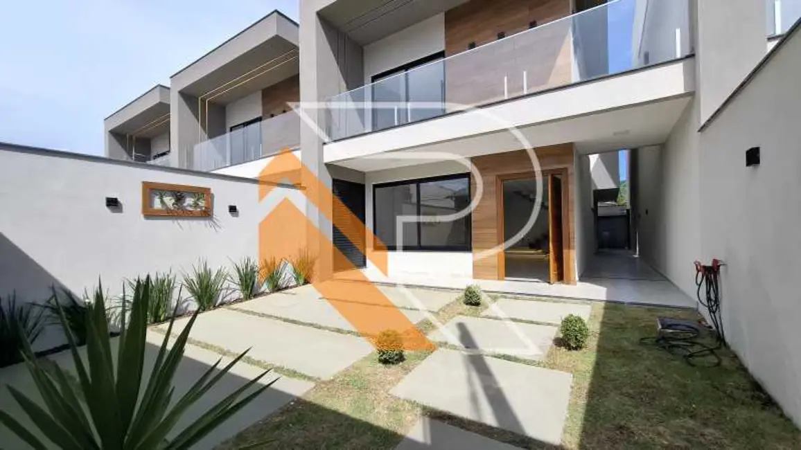 Foto 3 de Casa com 3 quartos à venda, 190m2 em Niteroi - RJ