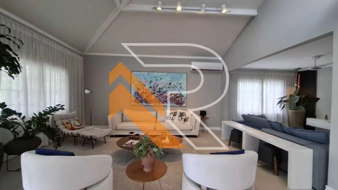 Casa com 3 quartos à venda, 297m2 em Niteroi - RJ - imagem 5 Foto 5 de Casa com 3 quartos à venda, 297m2 em Niteroi - RJ