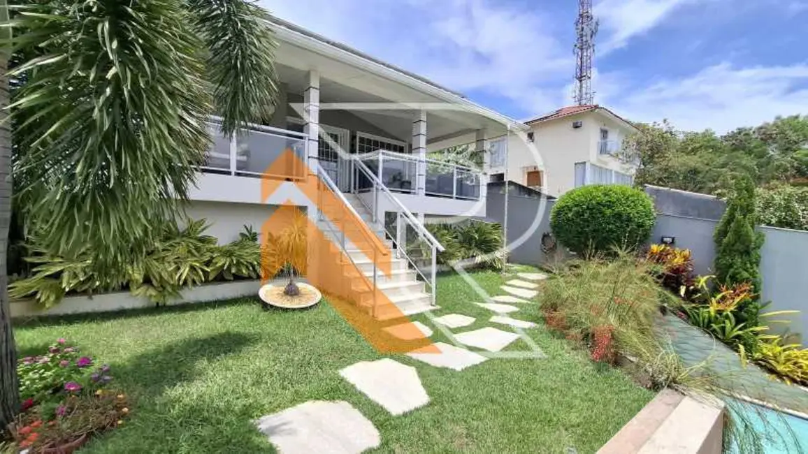 Casa com 3 quartos à venda, 297m2 em Niteroi - RJ - imagem 3 Foto 3 de Casa com 3 quartos à venda, 297m2 em Niteroi - RJ