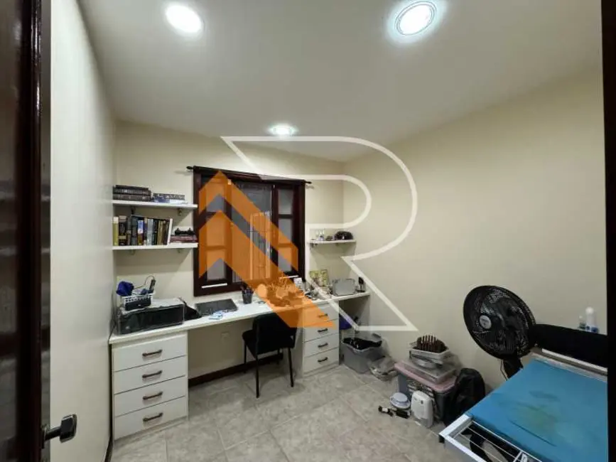 Foto 6 de Casa com 3 quartos à venda, 212m2 em Niteroi - RJ