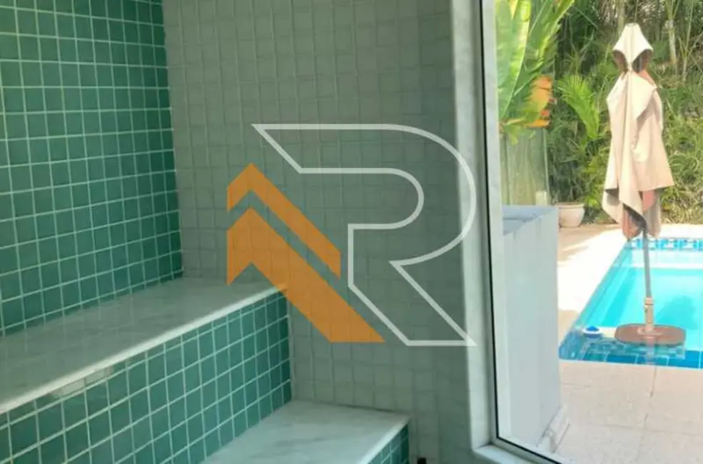 Foto 8 de Casa de Condomínio com 4 quartos para alugar, 245m2 em Niteroi - RJ