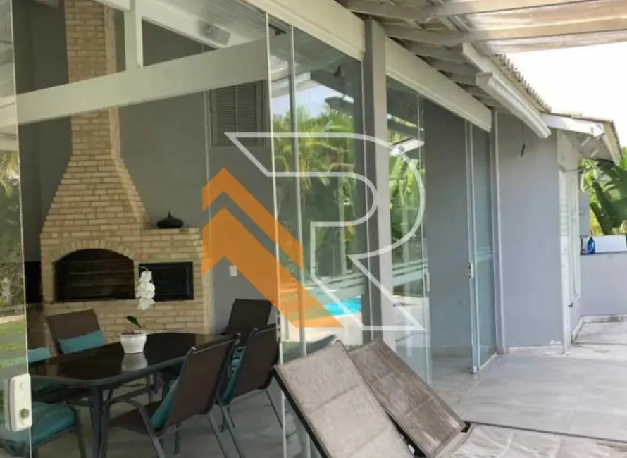 Foto 6 de Casa de Condomínio com 4 quartos para alugar, 245m2 em Niteroi - RJ
