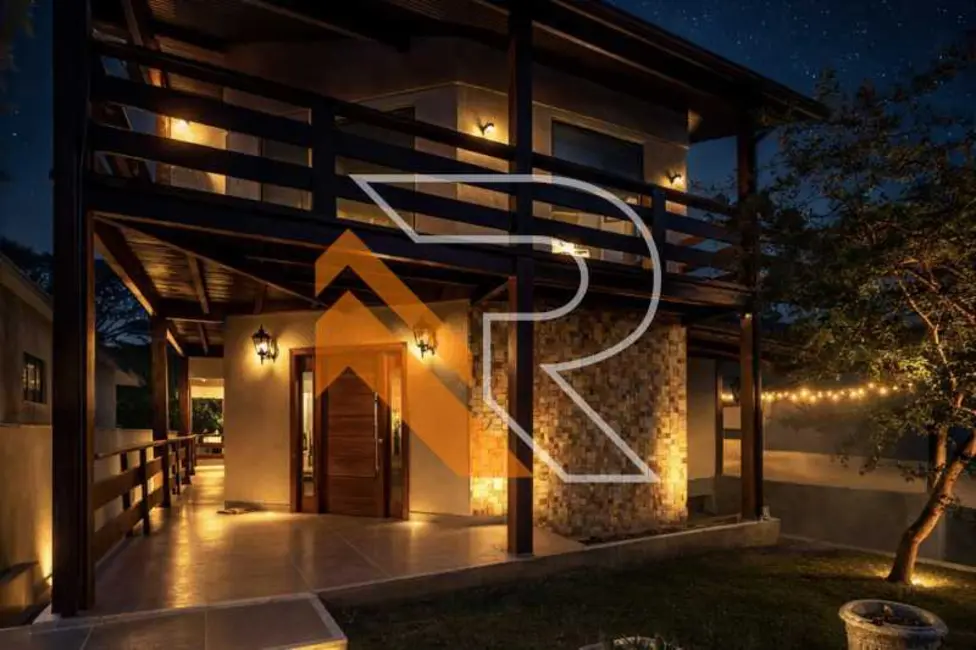 Foto 1 de Casa de Condomínio com 4 quartos à venda, 474m2 em Niteroi - RJ