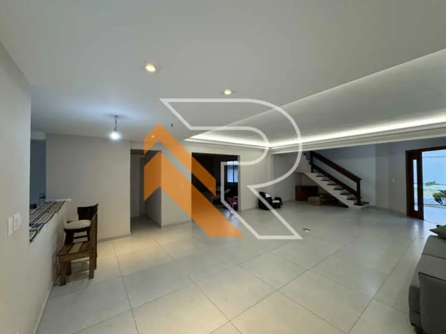 Foto 2 de Casa de Condomínio com 4 quartos à venda, 380m2 em Niteroi - RJ