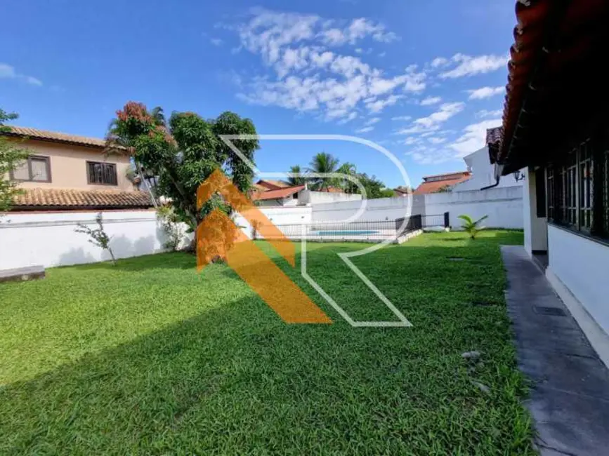 Casa com 3 quartos à venda, 300m2 em Niteroi - RJ - imagem 6 Foto 6 de Casa com 3 quartos à venda, 300m2 em Niteroi - RJ
