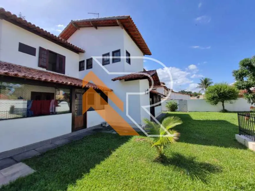 Casa com 3 quartos à venda, 300m2 em Niteroi - RJ - imagem 3 Foto 3 de Casa com 3 quartos à venda, 300m2 em Niteroi - RJ