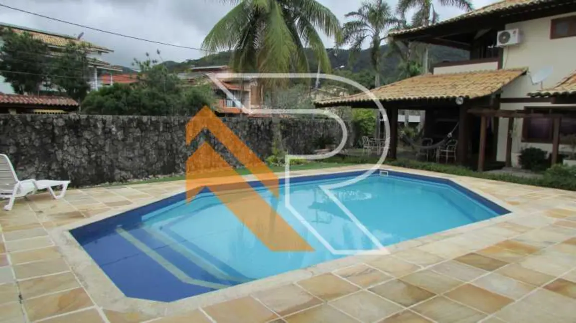 Foto 3 de Casa de Condomínio com 4 quartos à venda, 425m2 em Niteroi - RJ