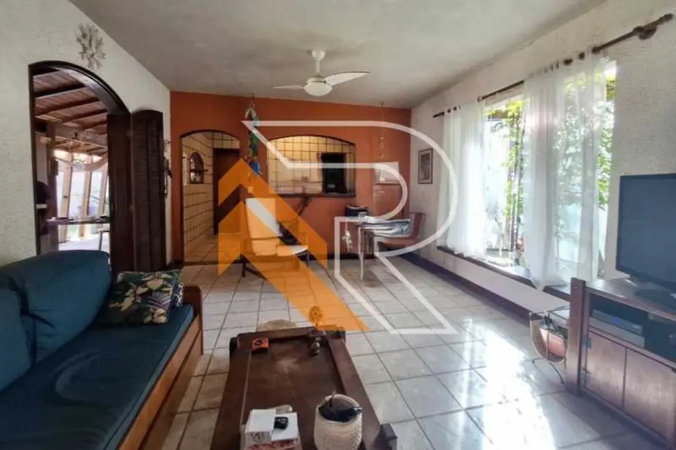 Casa com 3 quartos à venda e para alugar, 200m2 em Niteroi - RJ - imagem 9 Foto 9 de Casa com 3 quartos à venda e para alugar, 200m2 em Niteroi - RJ