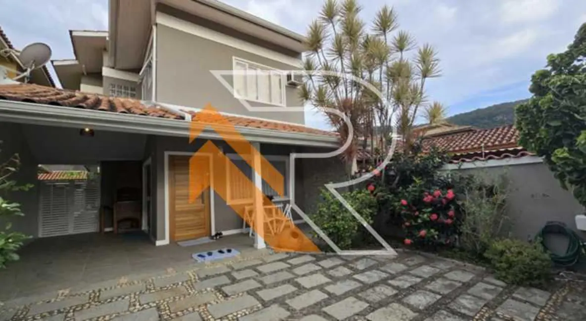 Foto 1 de Casa de Condomínio com 3 quartos à venda, 147m2 em Niteroi - RJ