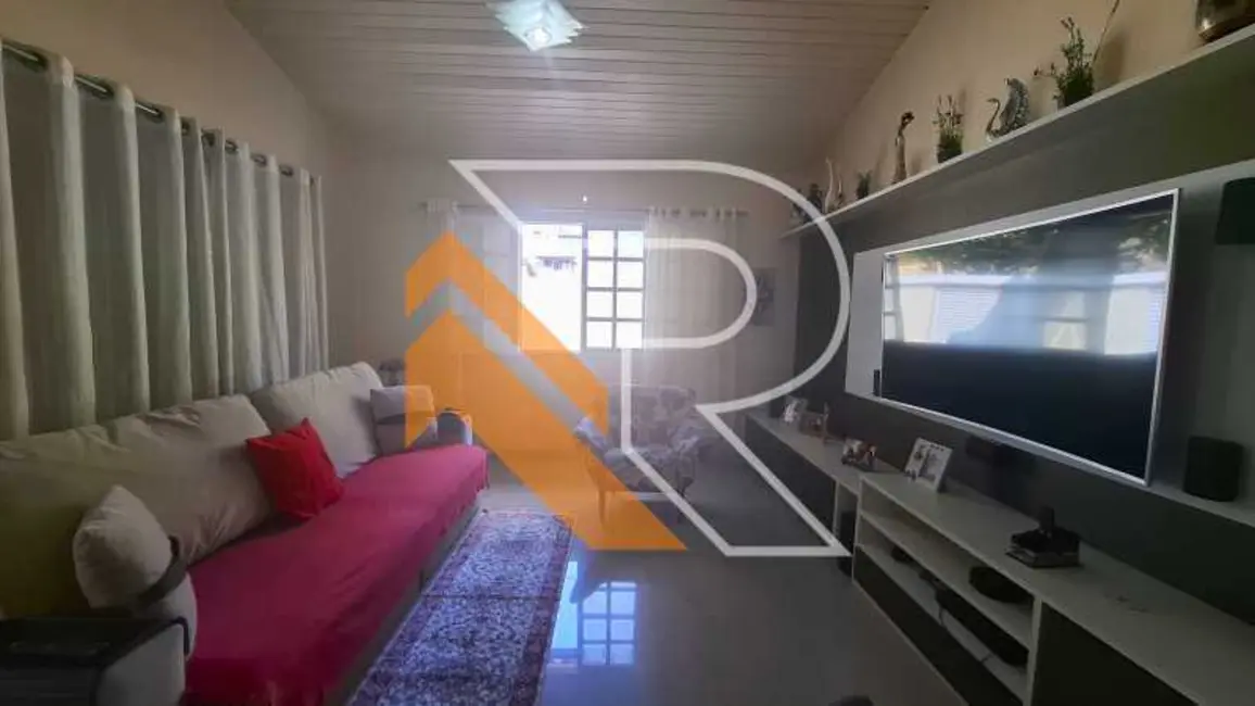 Foto 5 de Casa com 6 quartos à venda, 235m2 em Niteroi - RJ