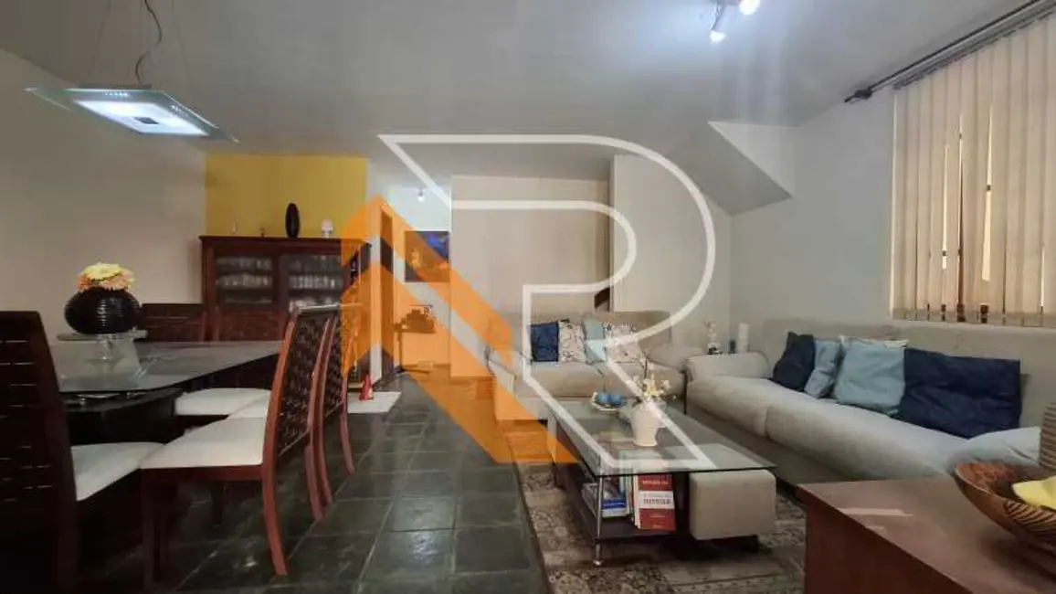 Foto 2 de Casa de Condomínio com 3 quartos à venda, 113m2 em Niteroi - RJ