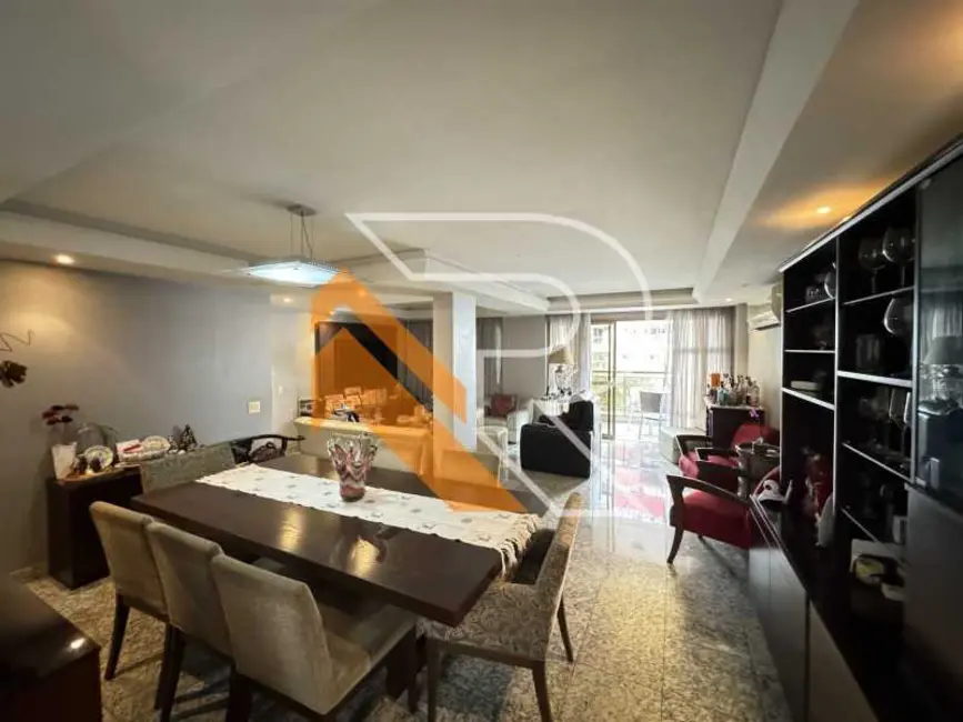 Foto 1 de Apartamento com 3 quartos à venda, 247m2 em Niteroi - RJ