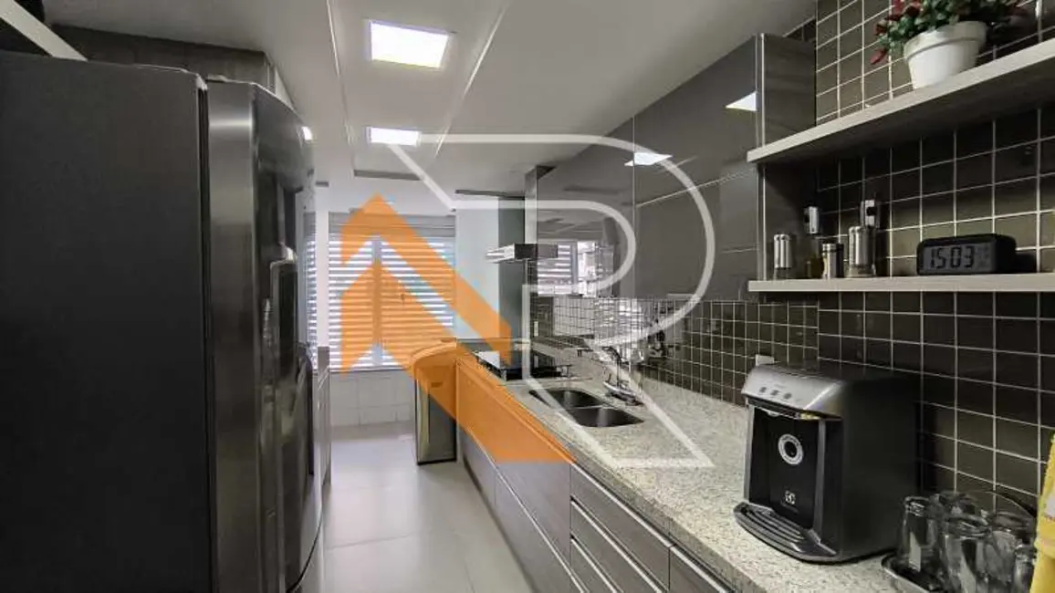 Foto 9 de Apartamento com 3 quartos à venda, 187m2 em Niteroi - RJ