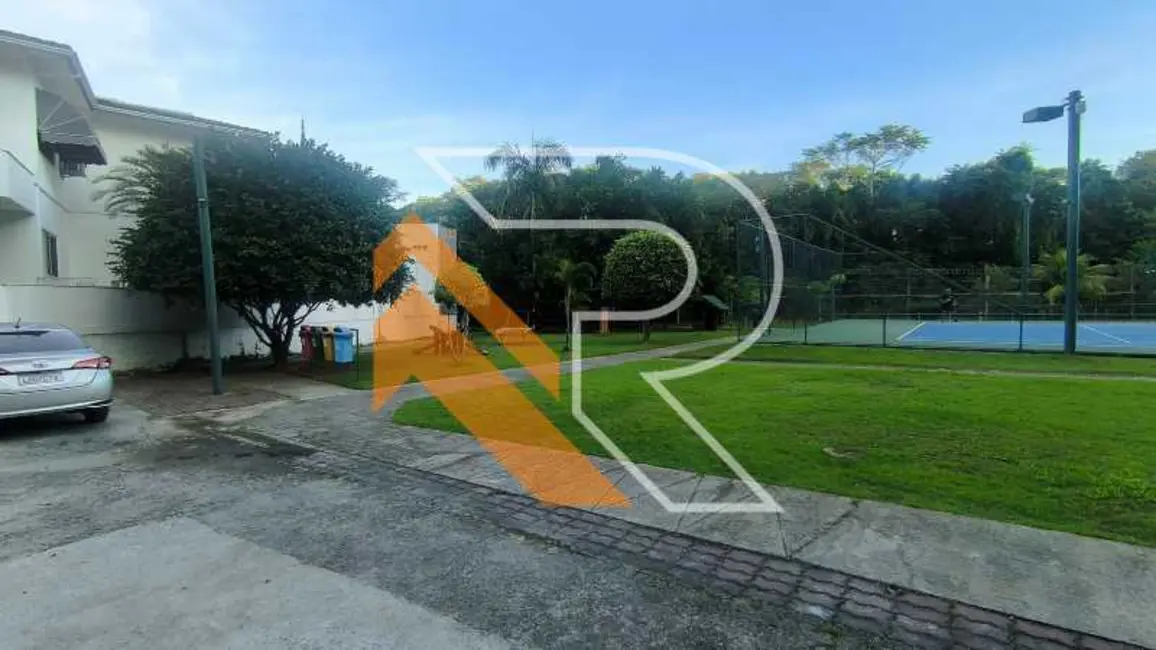 Foto 20 de Terreno / Lote à venda em Niteroi - RJ