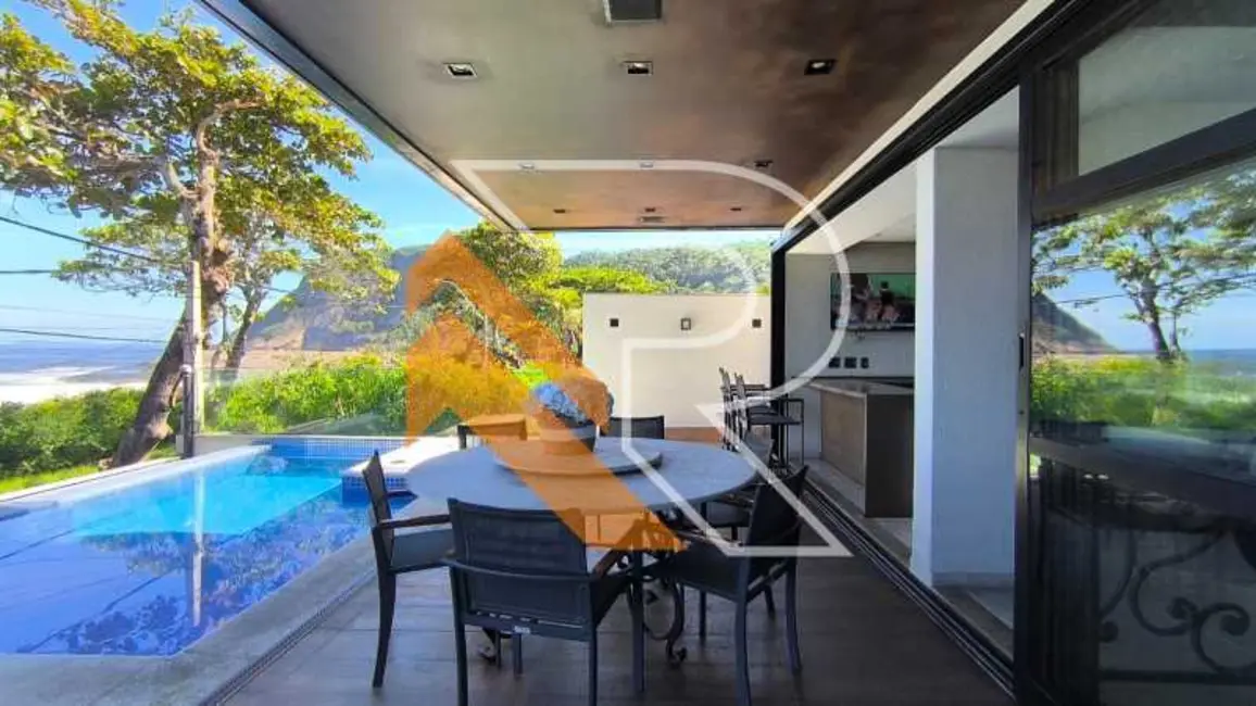 Casa com 4 quartos à venda, 603m2 em Niteroi - RJ - imagem 9 Foto 9 de Casa com 4 quartos à venda, 603m2 em Niteroi - RJ