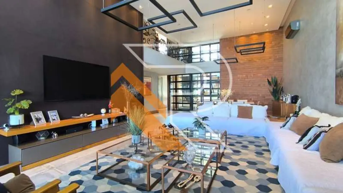 Casa com 4 quartos à venda, 603m2 em Niteroi - RJ - imagem 6 Foto 6 de Casa com 4 quartos à venda, 603m2 em Niteroi - RJ