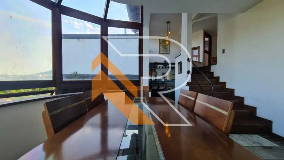 Foto 8 de Casa de Condomínio com 4 quartos à venda, 300m2 em Niteroi - RJ