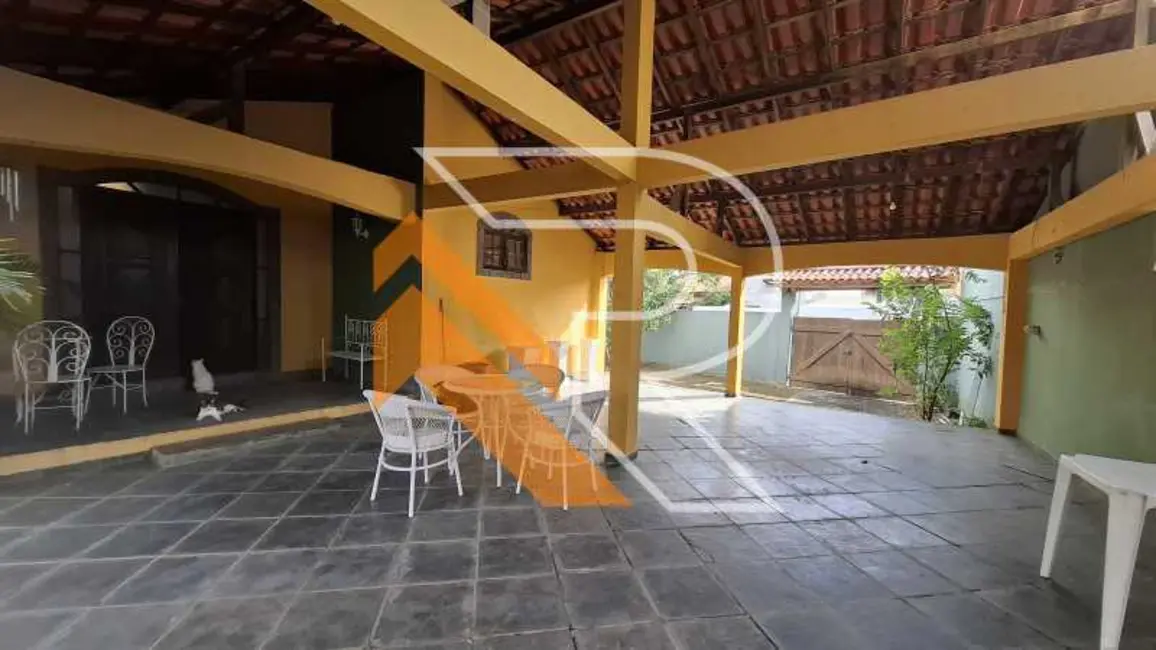 Foto 2 de Casa com 3 quartos à venda, 111m2 em Niteroi - RJ