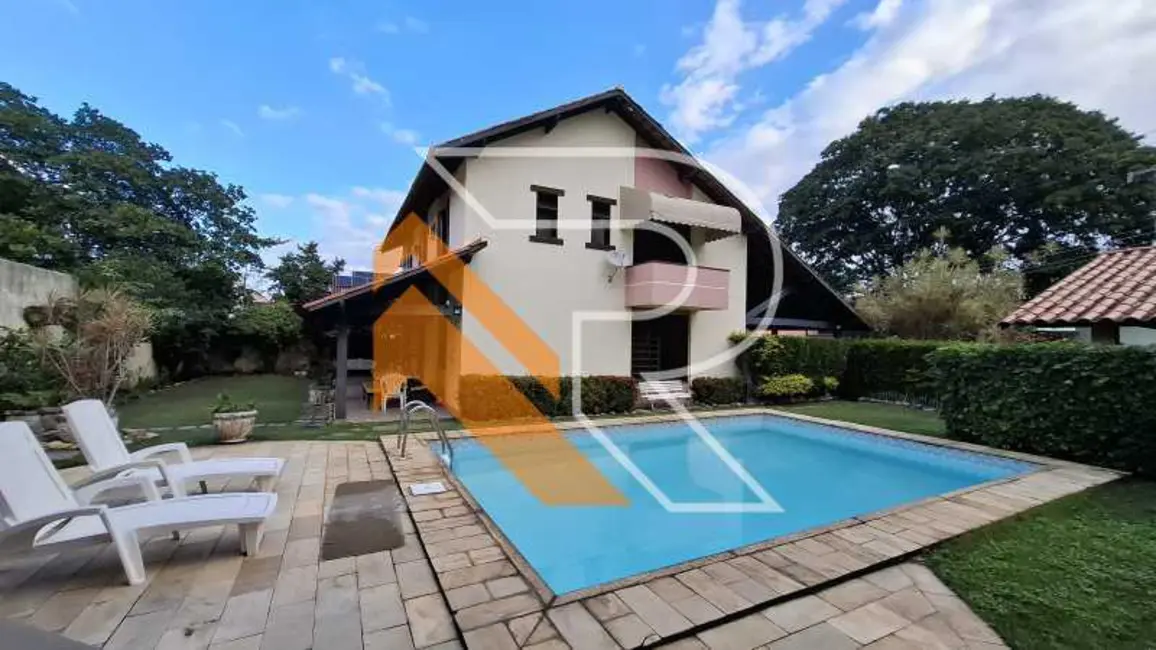 Casa de Condomínio com 4 quartos à venda e para alugar, 302m2 em Niteroi - RJ - imagem 1 Foto 1 de Casa de Condomínio com 4 quartos à venda e para alugar, 302m2 em Niteroi - RJ