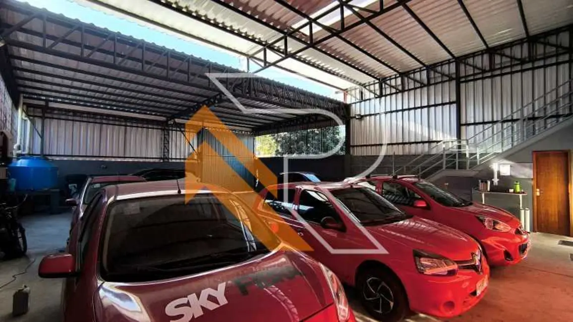 Armazém / Galpão à venda, 360m2 em Niteroi - RJ - imagem 3 Foto 3 de Armazém / Galpão à venda, 360m2 em Niteroi - RJ