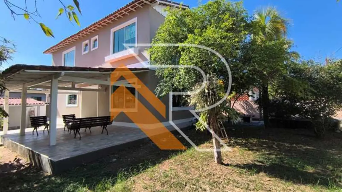 Foto 1 de Casa com 3 quartos à venda, 178m2 em Niteroi - RJ