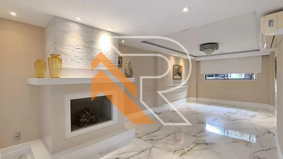 Casa de Condomínio com 4 quartos à venda, 365m2 em Niteroi - RJ - imagem 7 Foto 7 de Casa de Condomínio com 4 quartos à venda, 365m2 em Niteroi - RJ