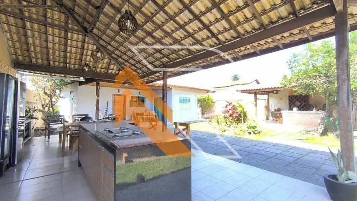 Foto 2 de Casa com 4 quartos à venda e para alugar, 250m2 em Niteroi - RJ
