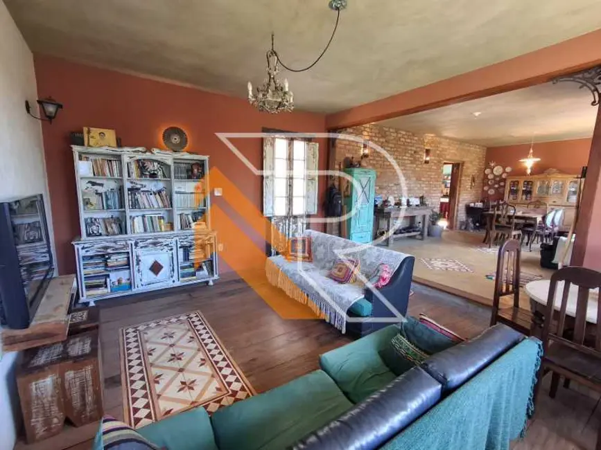 Foto 6 de Casa com 4 quartos à venda, 221m2 em Marica - RJ