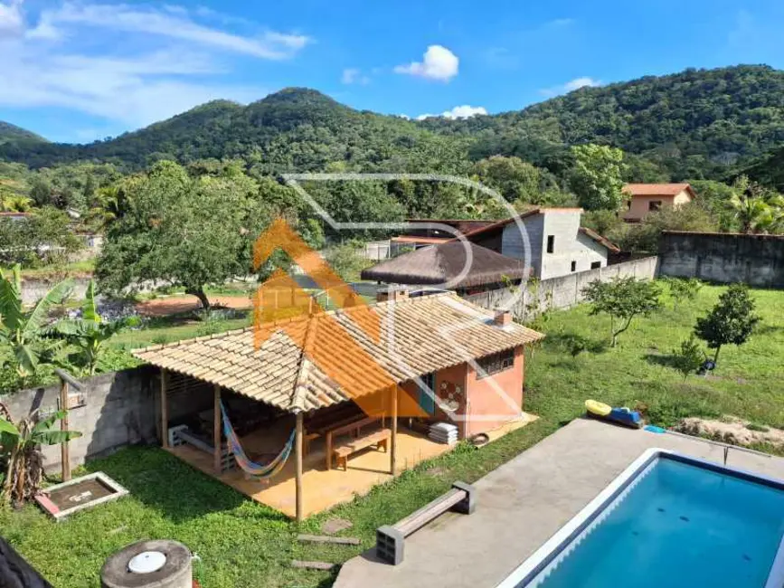 Foto 4 de Casa com 4 quartos à venda, 221m2 em Marica - RJ
