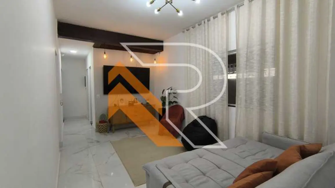 Casa com 6 quartos à venda, 274m2 em Niteroi - RJ - imagem 3 Foto 3 de Casa com 6 quartos à venda, 274m2 em Niteroi - RJ
