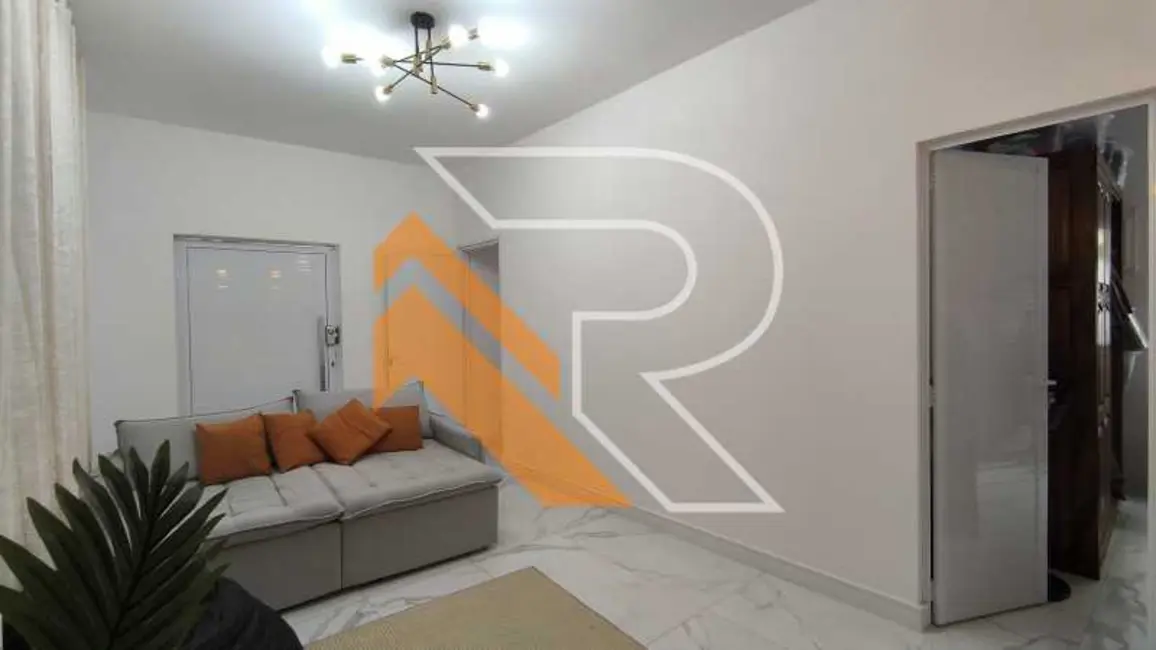 Casa com 6 quartos à venda, 274m2 em Niteroi - RJ - imagem 4 Foto 4 de Casa com 6 quartos à venda, 274m2 em Niteroi - RJ