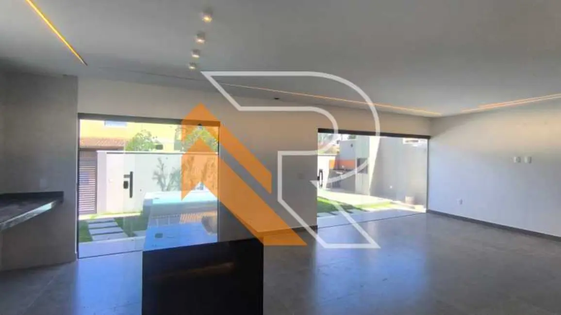 Casa com 4 quartos à venda, 160m2 em Niteroi - RJ - imagem 6 Foto 6 de Casa com 4 quartos à venda, 160m2 em Niteroi - RJ