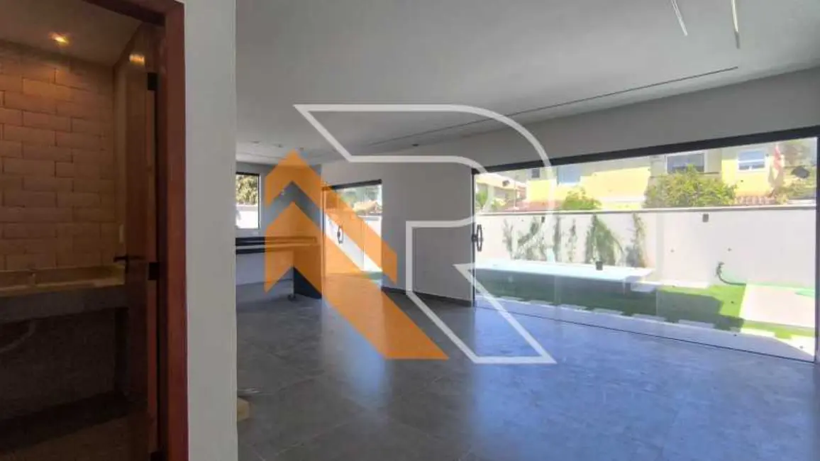 Casa com 4 quartos à venda, 160m2 em Niteroi - RJ - imagem 9 Foto 9 de Casa com 4 quartos à venda, 160m2 em Niteroi - RJ