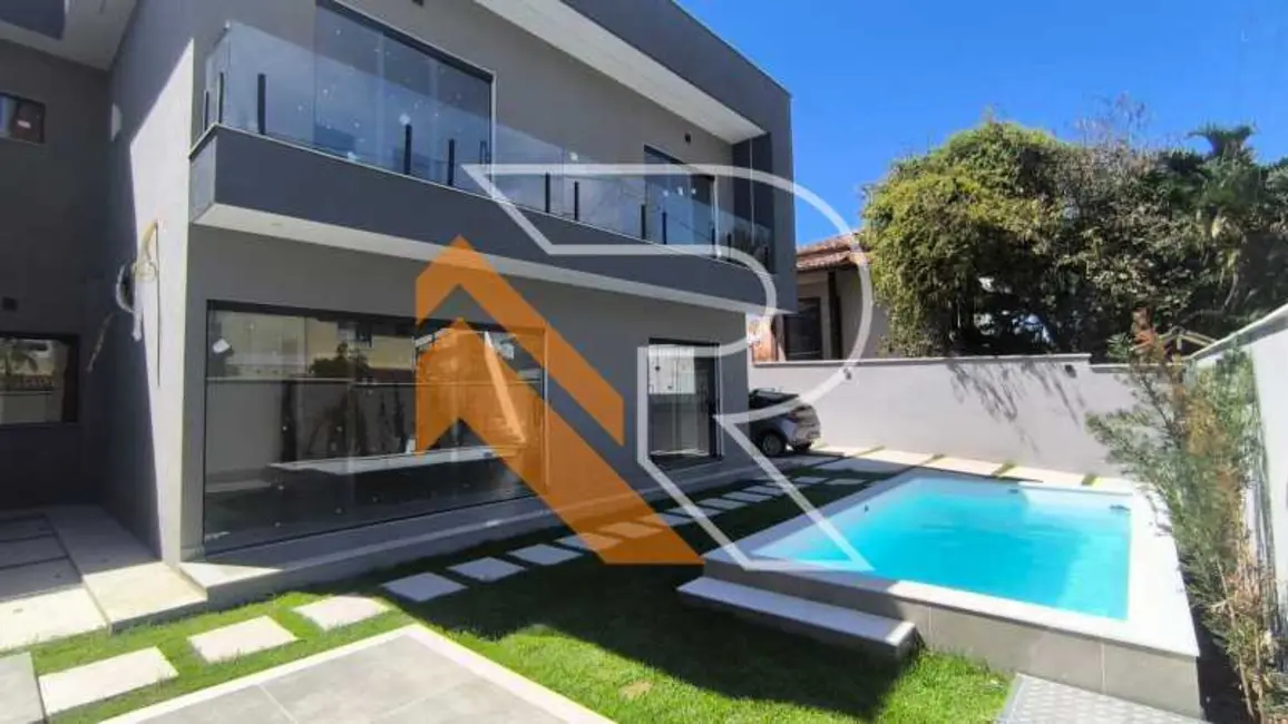 Casa com 4 quartos à venda, 160m2 em Niteroi - RJ - imagem 1 Foto 1 de Casa com 4 quartos à venda, 160m2 em Niteroi - RJ