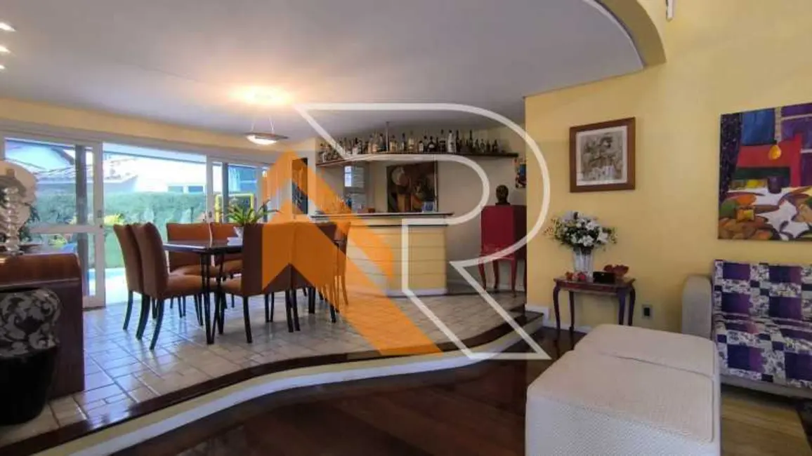 Casa de Condomínio com 4 quartos à venda, 313m2 em Niteroi - RJ - imagem 7 Foto 7 de Casa de Condomínio com 4 quartos à venda, 313m2 em Niteroi - RJ