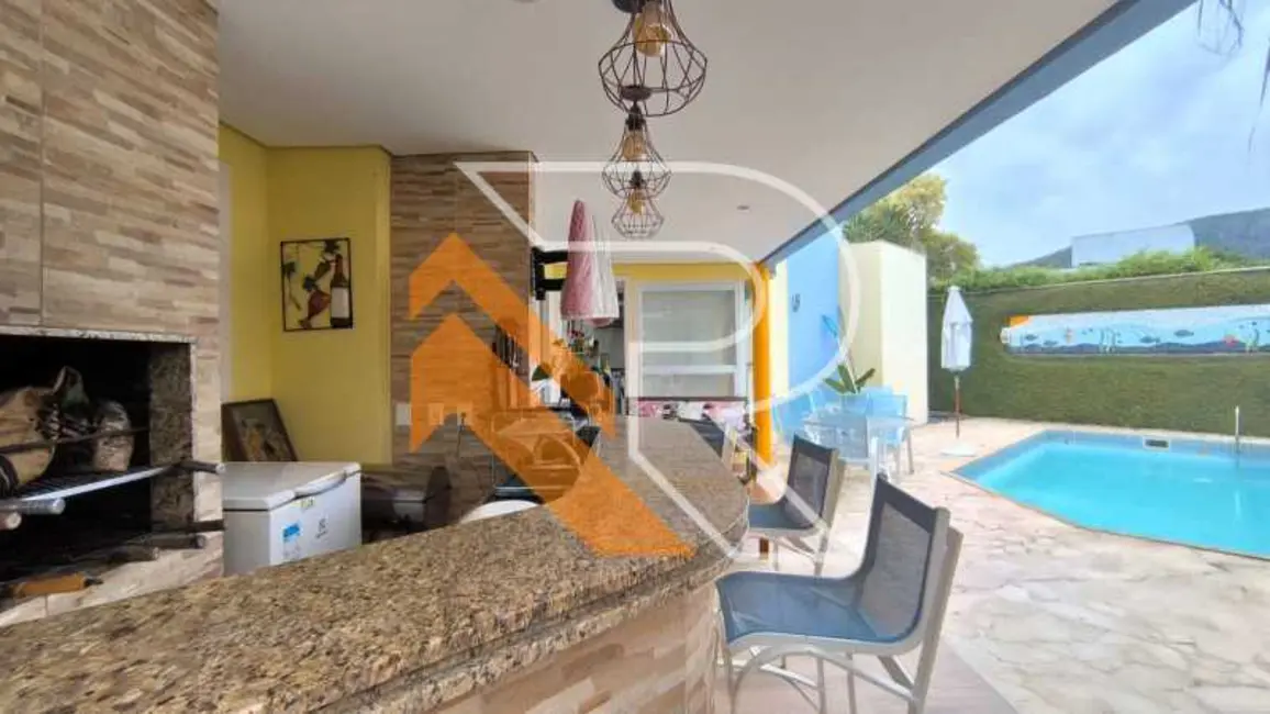 Casa de Condomínio com 4 quartos à venda, 313m2 em Niteroi - RJ - imagem 5 Foto 5 de Casa de Condomínio com 4 quartos à venda, 313m2 em Niteroi - RJ