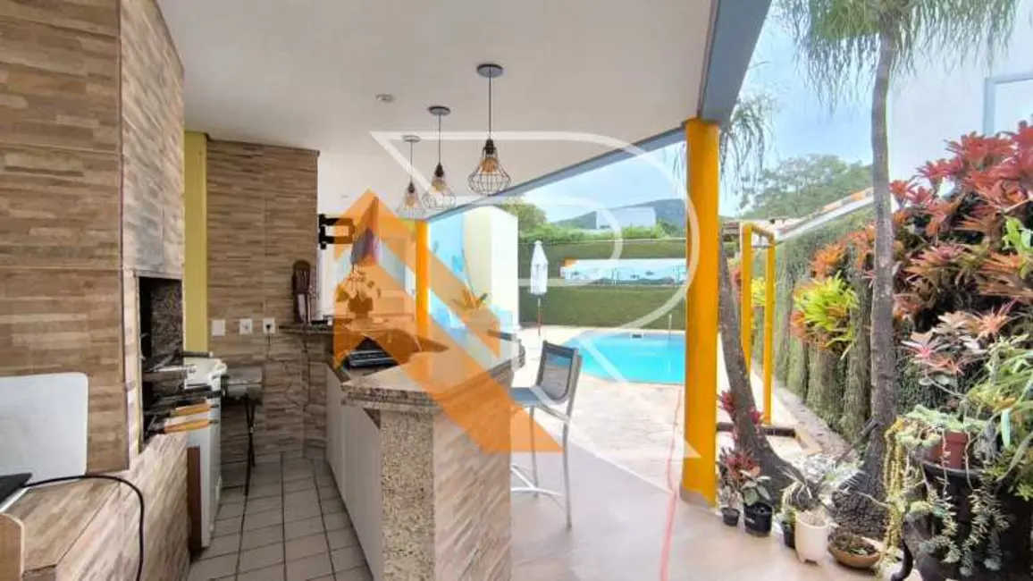 Casa de Condomínio com 4 quartos à venda, 313m2 em Niteroi - RJ - imagem 4 Foto 4 de Casa de Condomínio com 4 quartos à venda, 313m2 em Niteroi - RJ