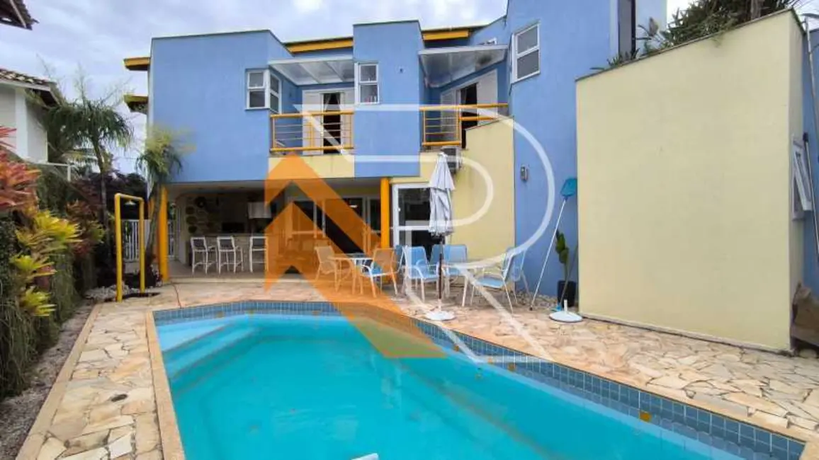 Casa de Condomínio com 4 quartos à venda, 313m2 em Niteroi - RJ - imagem 3 Foto 3 de Casa de Condomínio com 4 quartos à venda, 313m2 em Niteroi - RJ