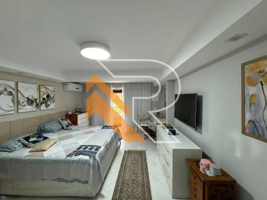 Foto 4 de Casa com 6 quartos à venda, 450m2 em Niteroi - RJ