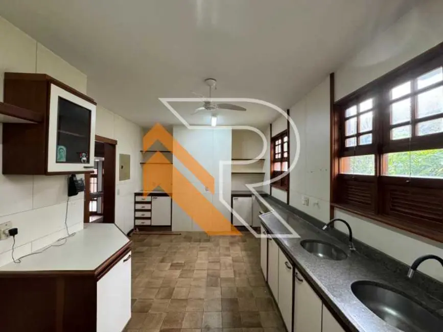 Foto 7 de Casa de Condomínio com 4 quartos à venda e para alugar, 333m2 em Niteroi - RJ
