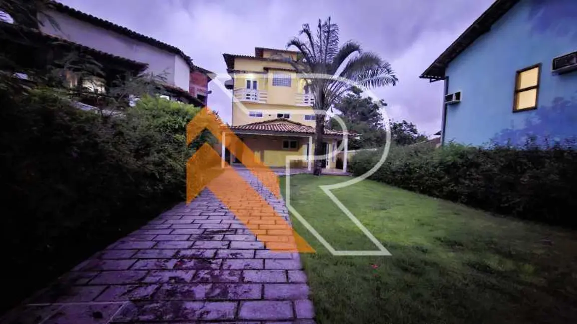 Foto 2 de Casa de Condomínio com 4 quartos à venda, 375m2 em Niteroi - RJ