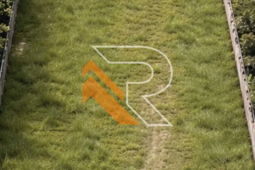 Foto 2 de Terreno / Lote à venda, 240m2 em Niteroi - RJ