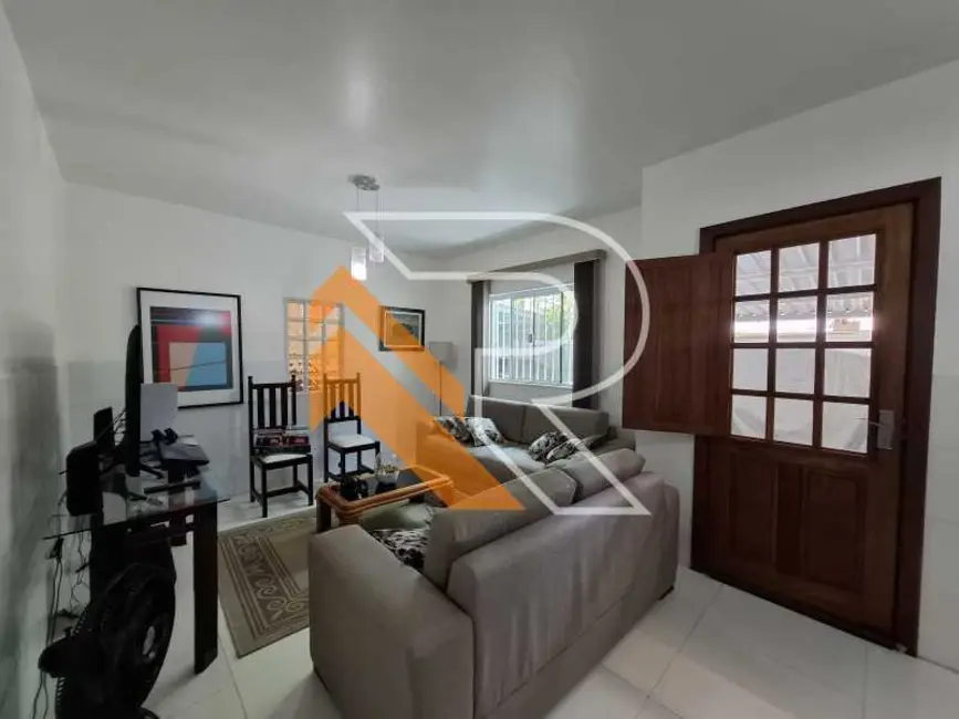 Casa com 3 quartos à venda, 132m2 em Niteroi - RJ - imagem 3 Foto 3 de Casa com 3 quartos à venda, 132m2 em Niteroi - RJ